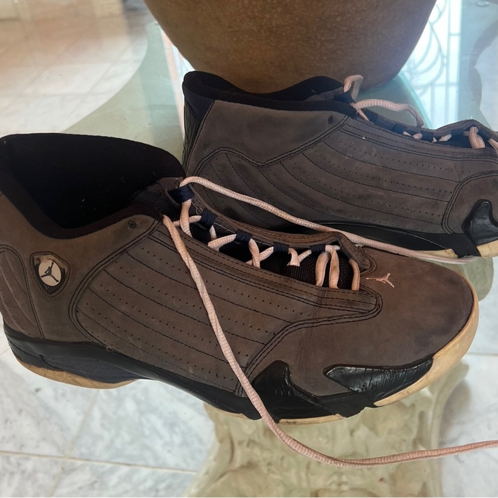 Jordan Tennis Shoes. Good Condition Gray Suede Gem